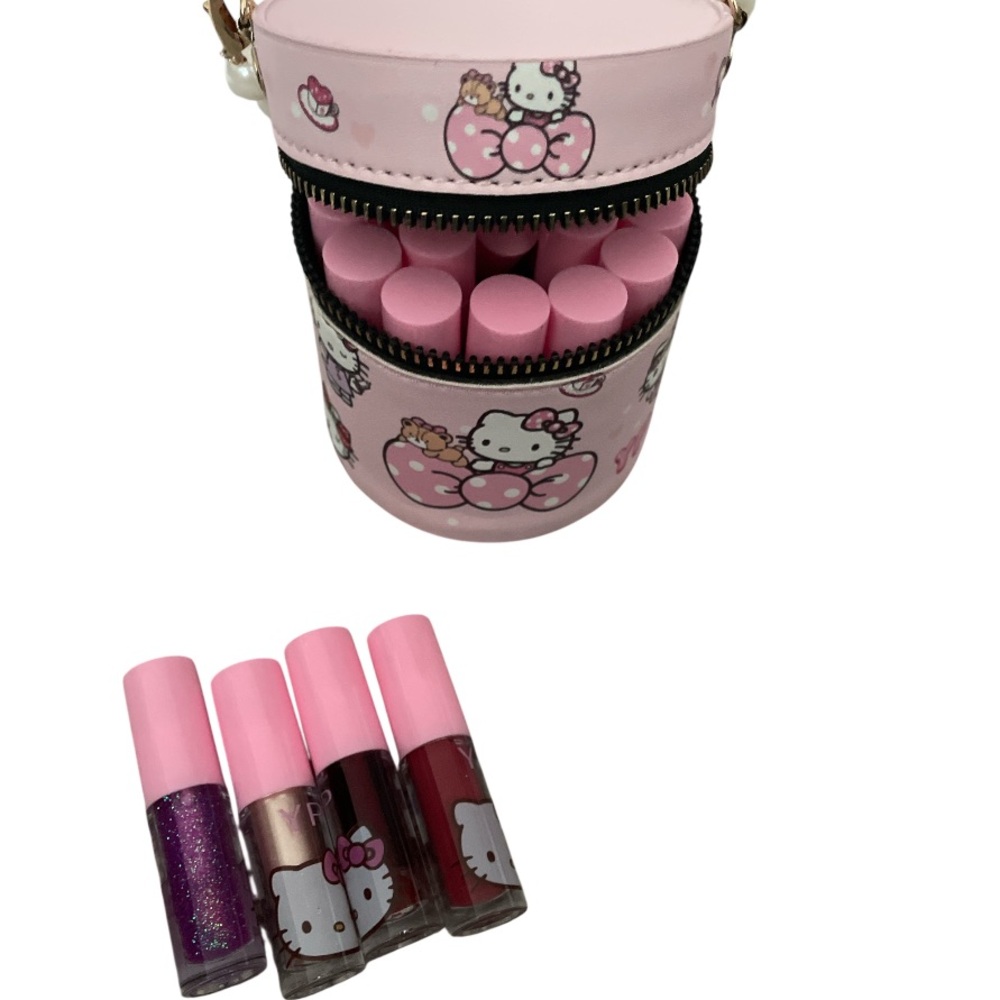 Hello Kitty Cylinder Lipgloss Carrying Bag - Picture 3 of 3